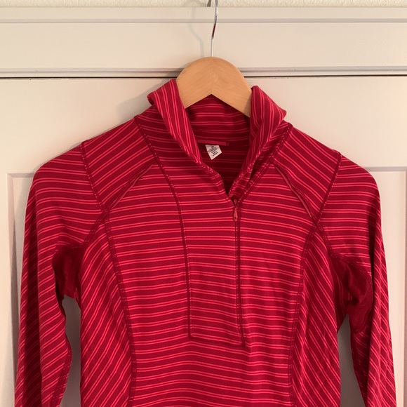 Lululemon Think Fast Pullover Deepest Cranberry - Picture 2 of 8
